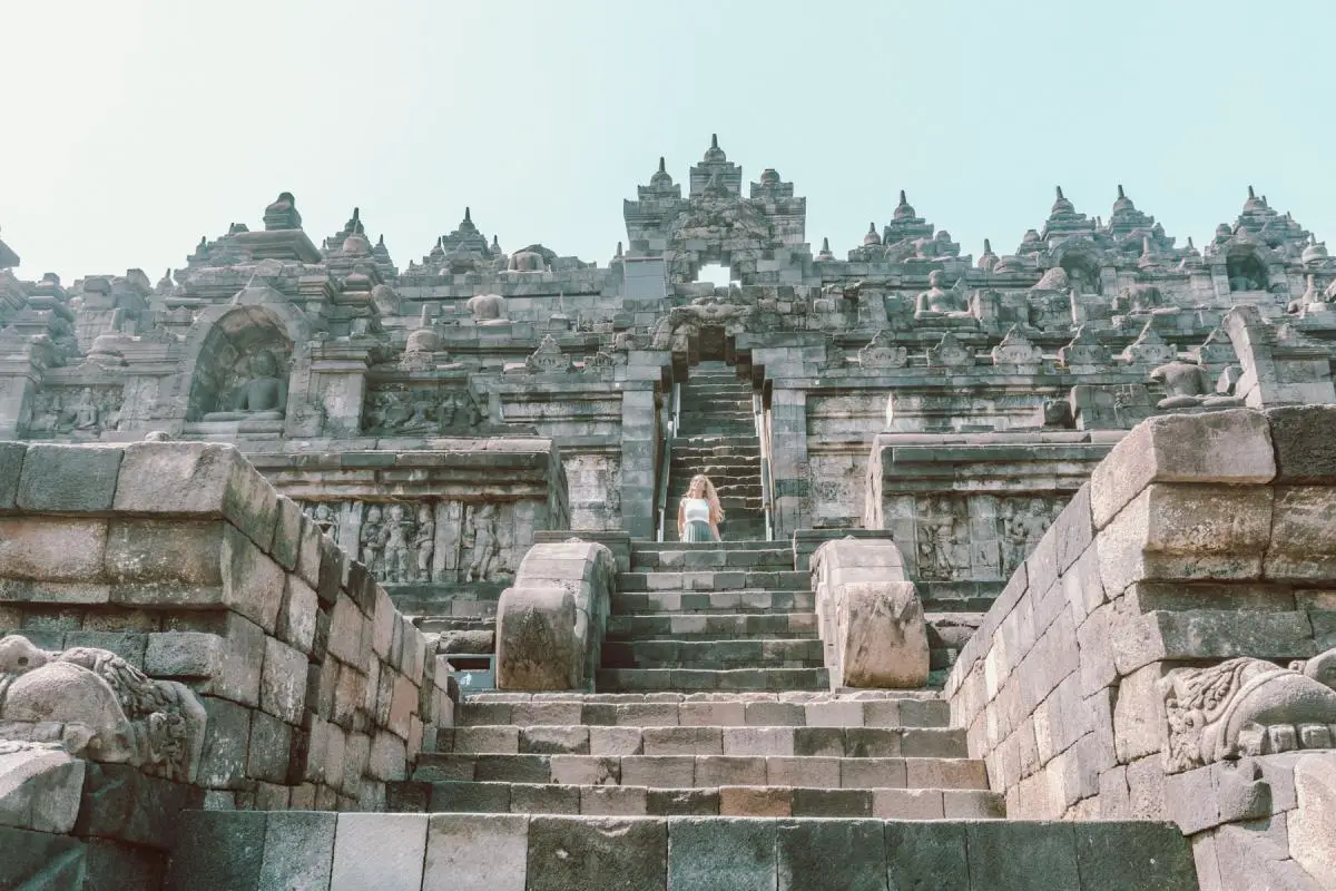 Borobudur temple buddhist indonesia