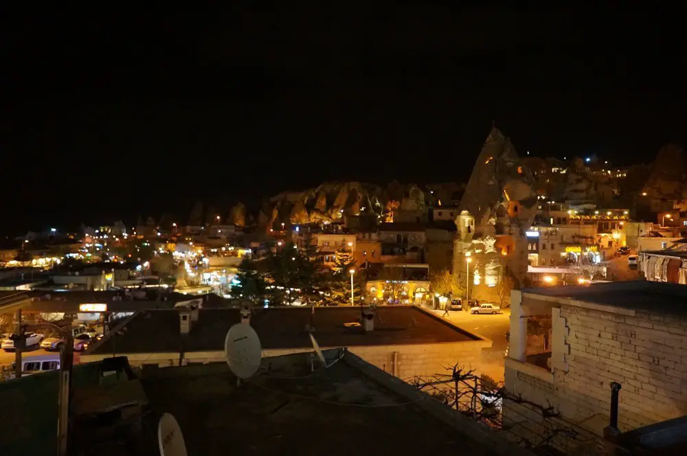 Vaizdas į Kapadokiją naktį