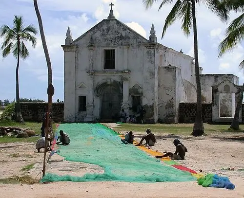 The local church. Ilha has both Islam and Christianity on the Island. The Mosque is not too far down the street.