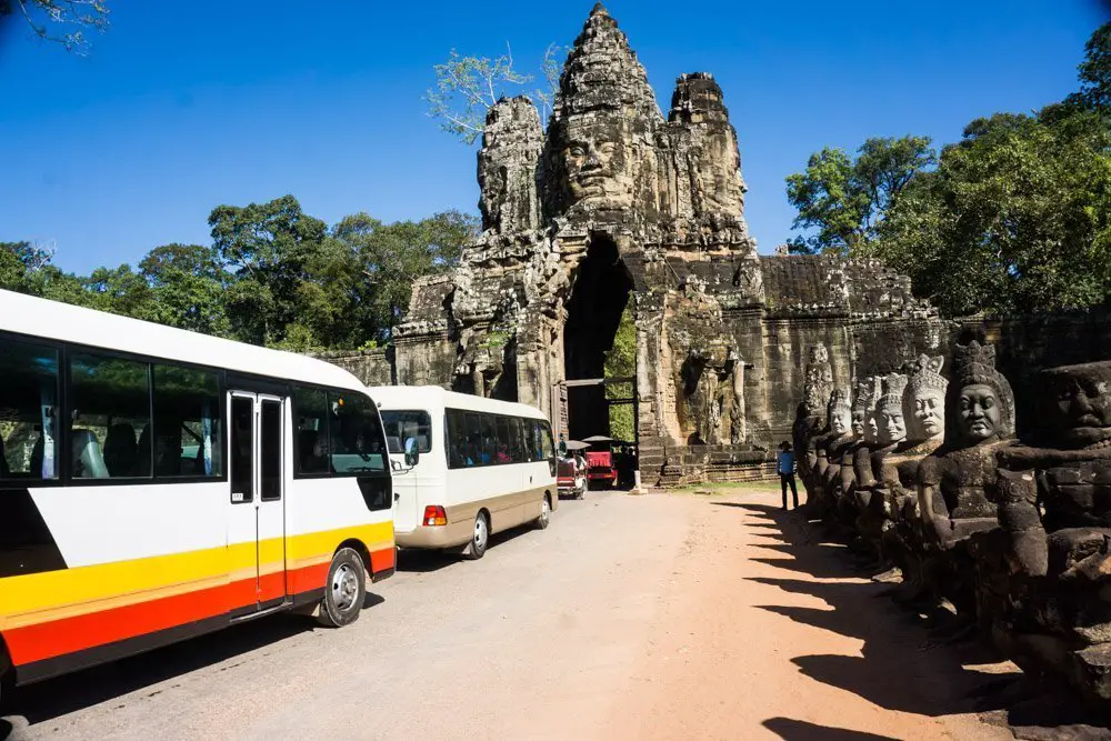angkor thom gate