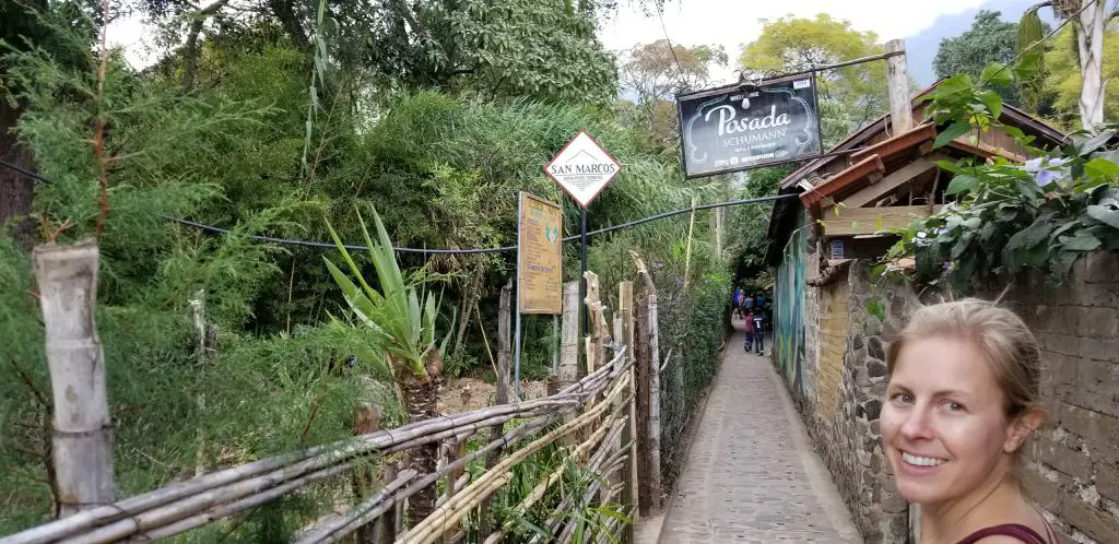 San Marcos La Laguna alley