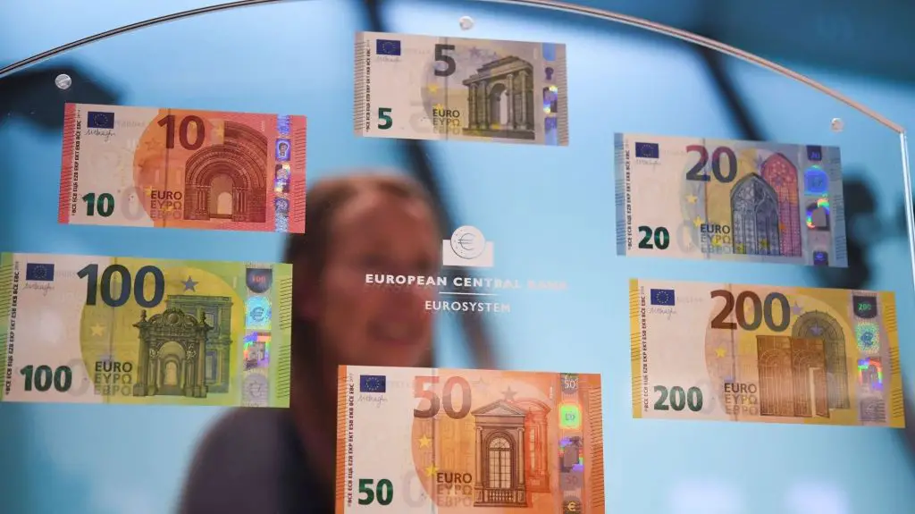 euro cash