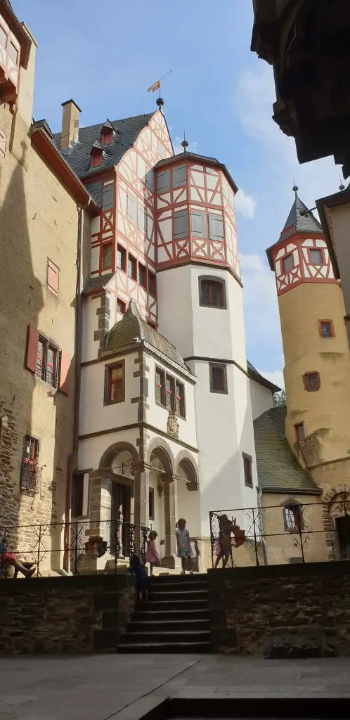 burg eltz castle
