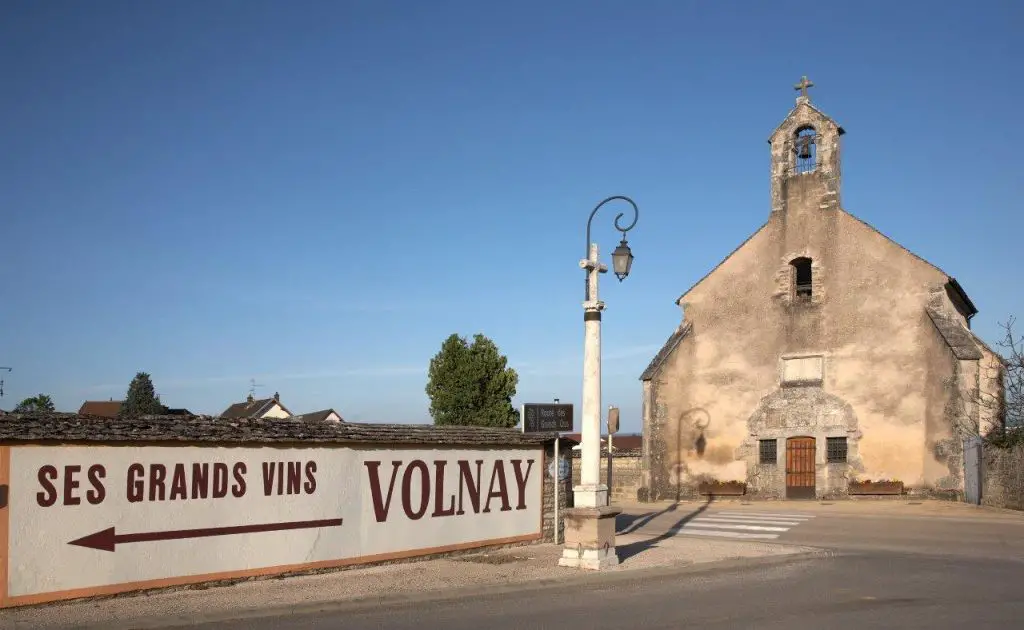 Entering the town of Volnay