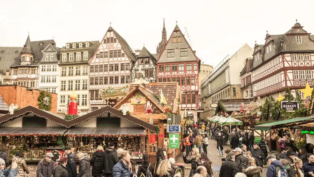 Frankfurt Christmas Market Romer altstadt