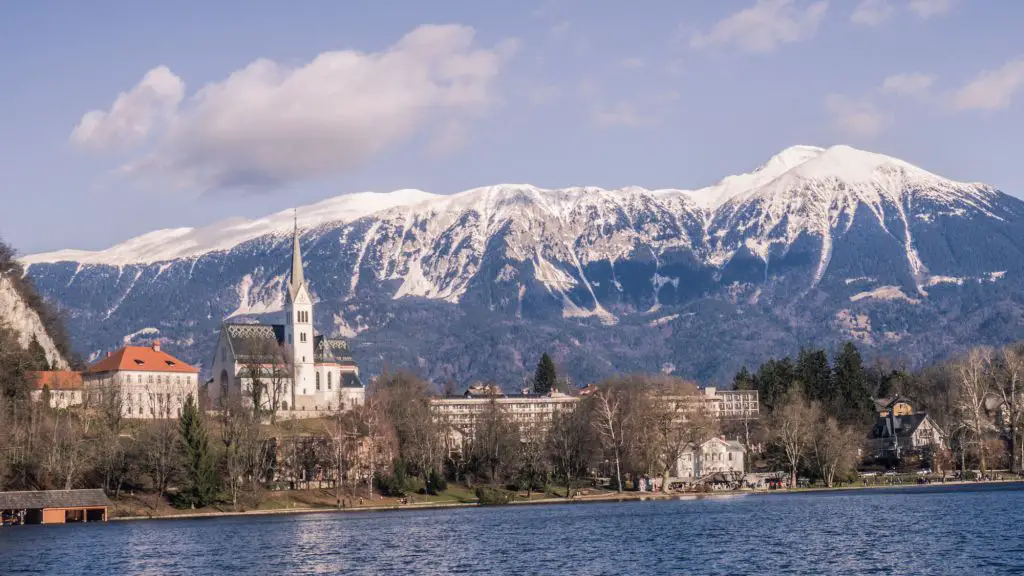 Lake bled in the winter