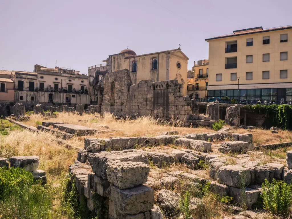 siracusa sicily roman ruins