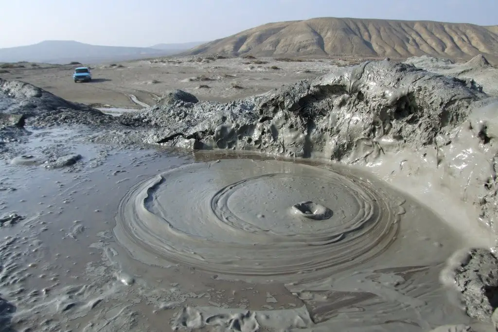 mud volcanoes gobustan azerbaijan