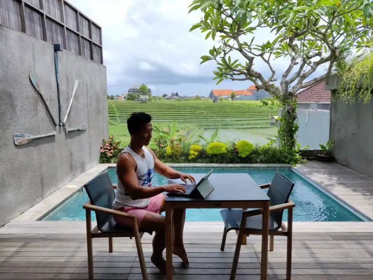 Canggu Bali digital nomad working from villa