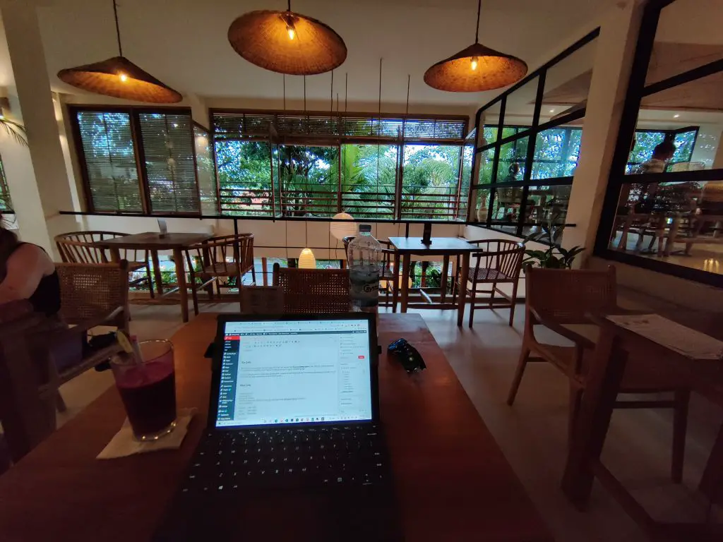 Zin cafe canggu bali digital nomad coworking space cafe
