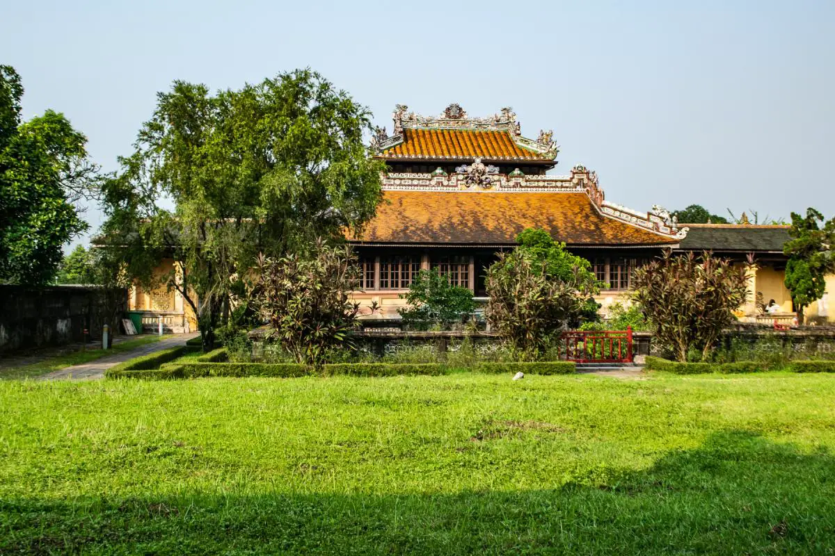 Hue palace vietnam