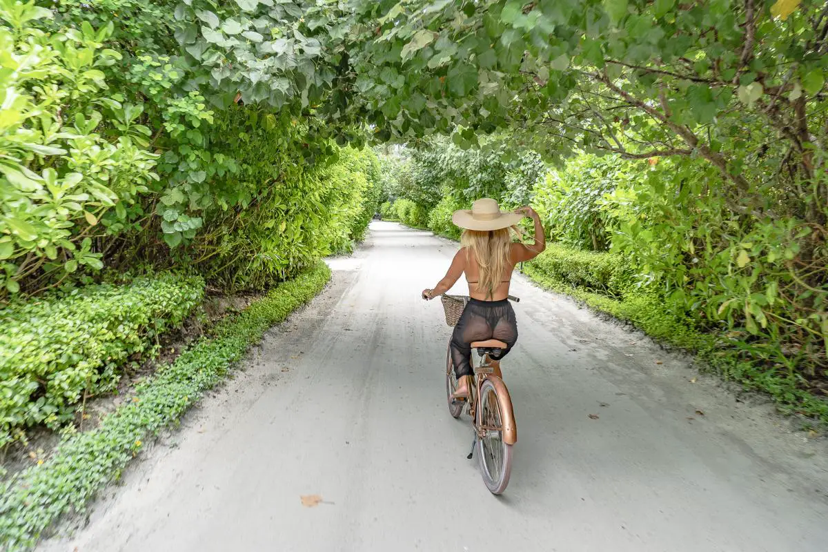 biking ritz carlton maldives 