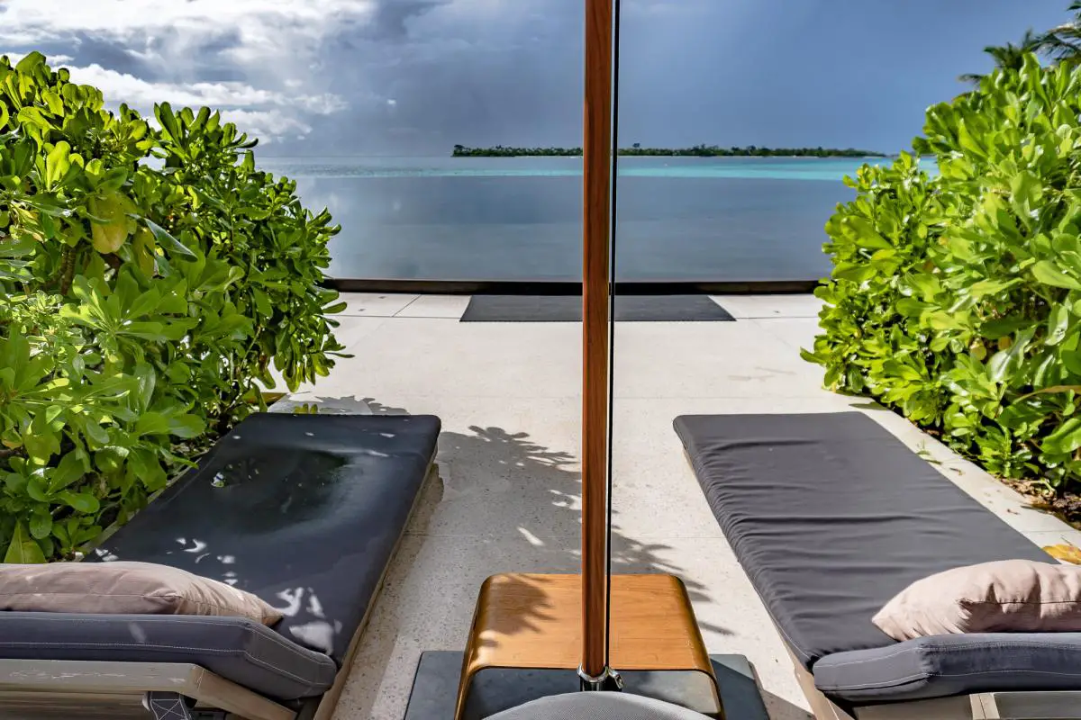 Ritz Carlton main pool maldives